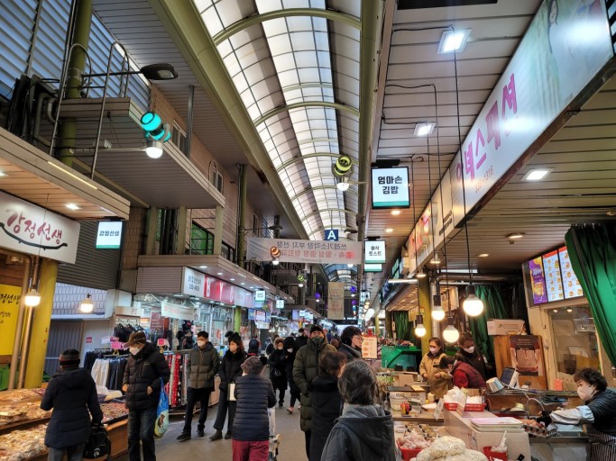 Mangwon Market, Discovering the Trendy Traditional Market of Seoul